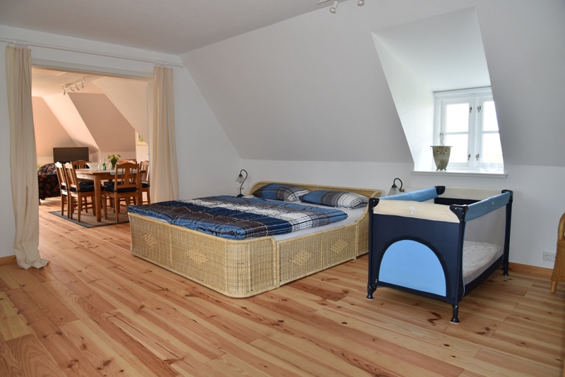 Ferienwohnung pellworm Bett für zwei kleinkinder